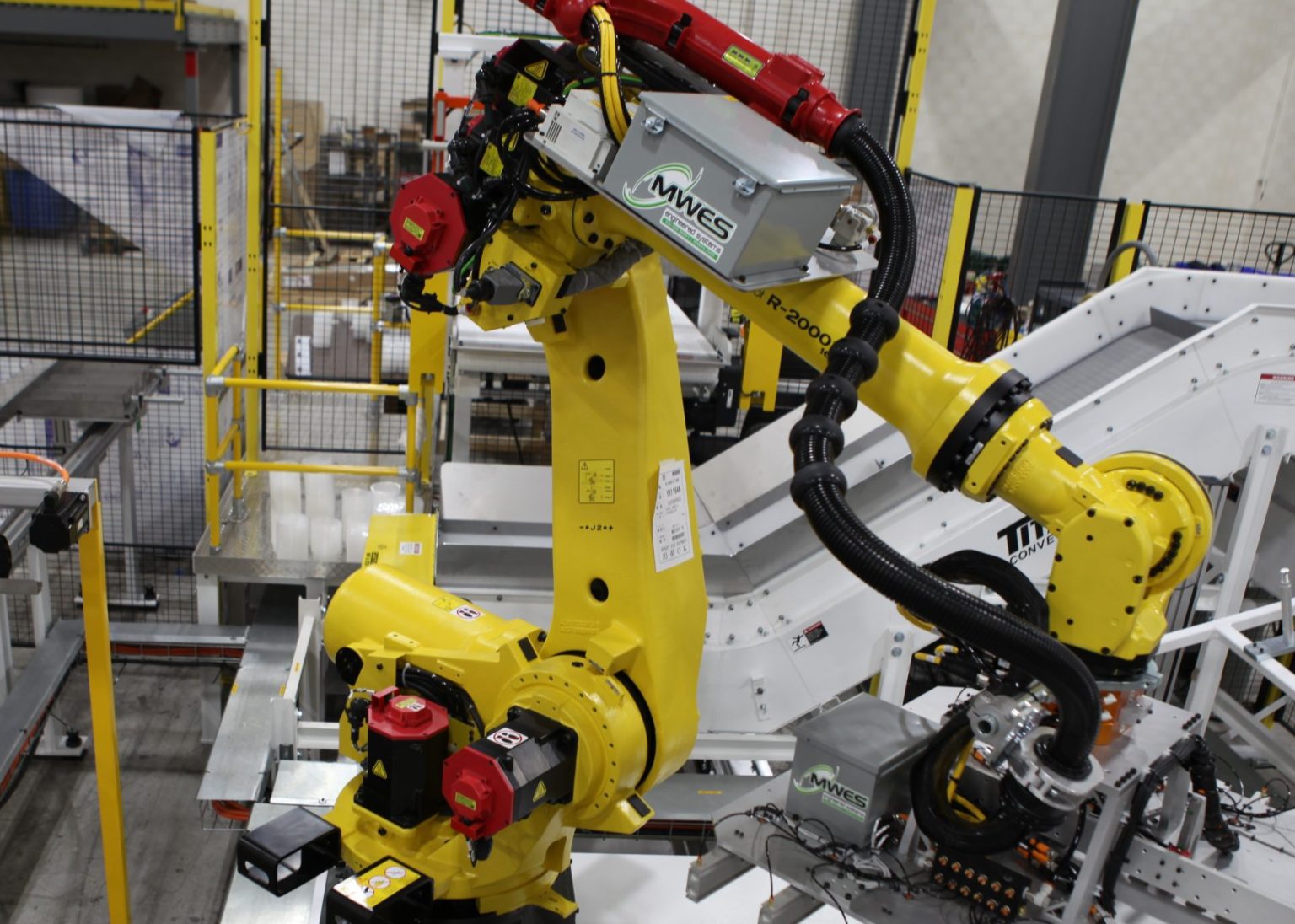 Plastics Industry Automation Solutions | Midwest Engineered Systems